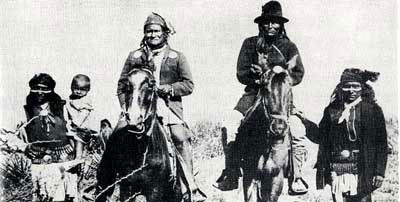 Picture of Geronimo and Naiche Surrendering for a second time