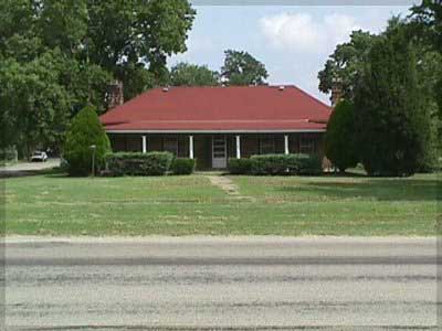 Picture of Fort Harker Junion Officers' Quarters